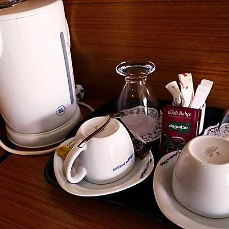 Forest Village Hotel Cedit