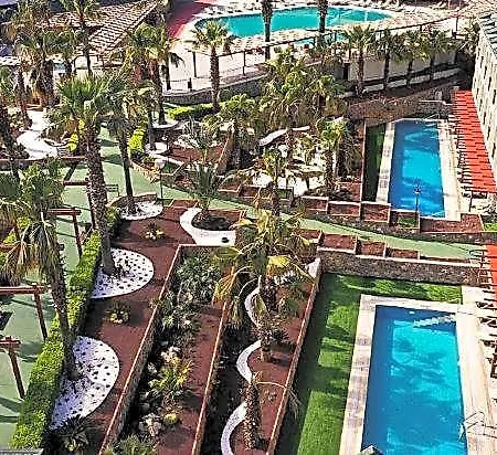 Hotel Forest Village
