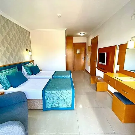 Hotel Forest Village 5*